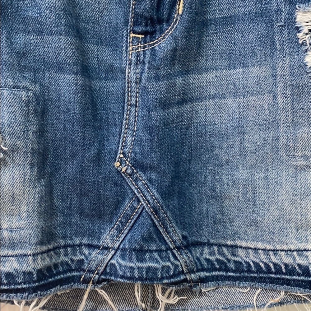 Hollister High Rise 100% Cotton Distressed Blue Jean Skirt Size 1 - Picture 3 of 7